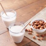 Zelf amandelmelk maken